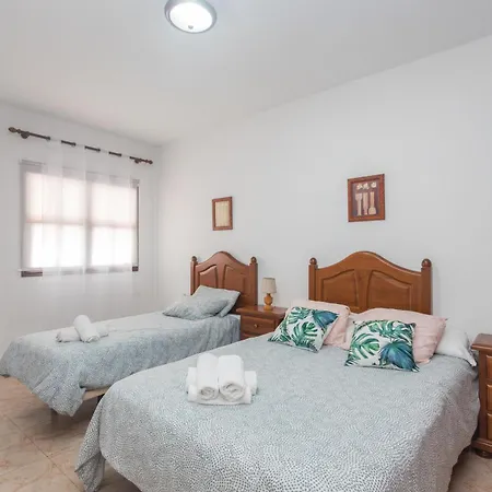 Lightbooking La Palma De Apartment *