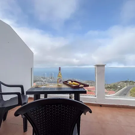 Lightbooking La Palma De *